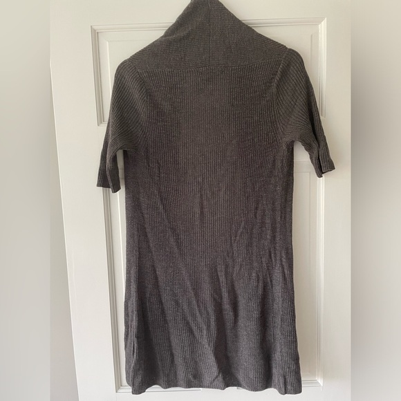 Long open gray cardigan by Banana Republic. - Picture 3 of 3